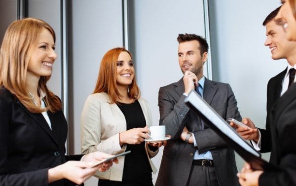 Cum să faci networking ca un profesionist